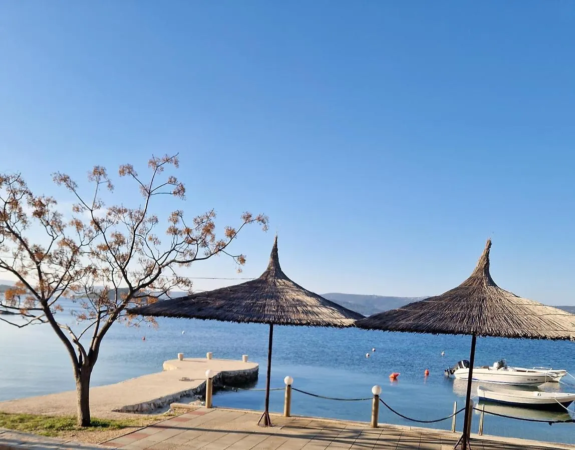 Cro Behar 2 Apartments Sveti Petar